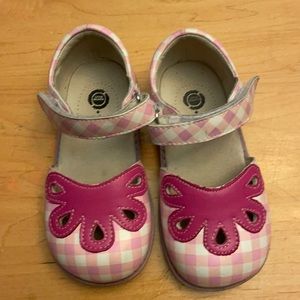 Size 10 Livie and Luca Matilda Jane petals